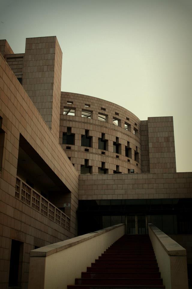 Indian School of Business, Hyderabad - PaGaLGuY